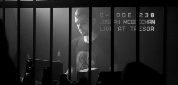 File:2014-03-20 - Joseph McGeechan - Droid Podcast (D-Node 238).jpg