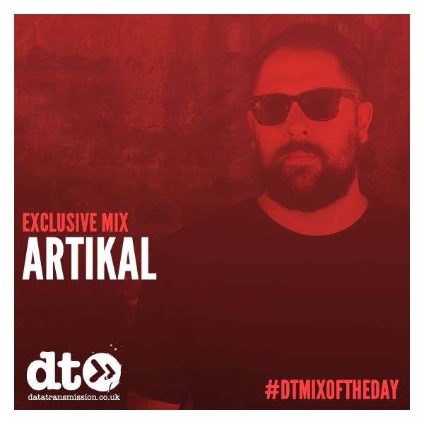 File:2015-10-07 - Artikal - Data Transmission Mix Of The Day.jpg