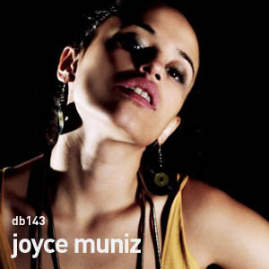 2012-02-29 - Joyce Muniz - deepbeep series (db143).jpg