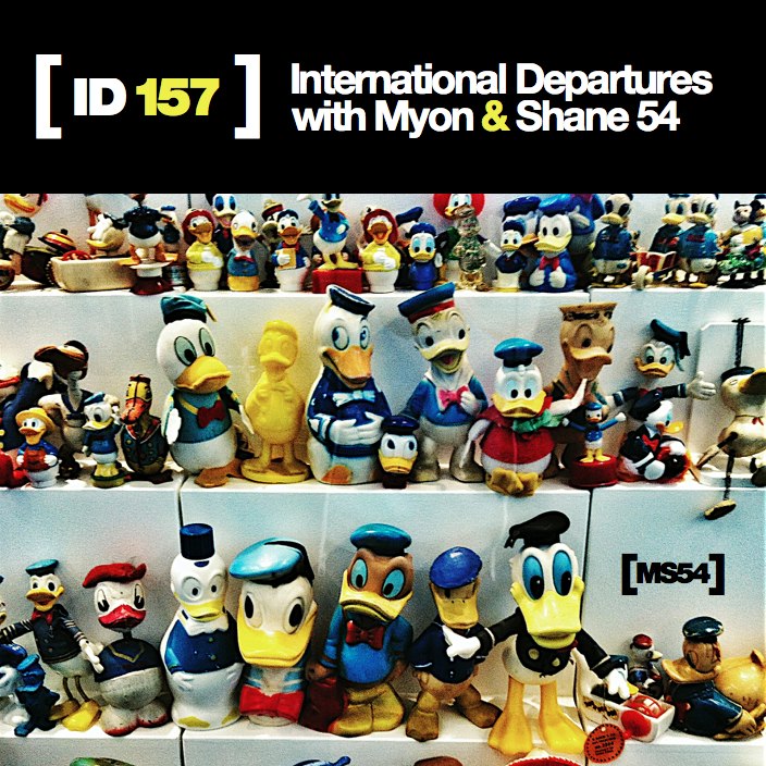 File:2012-11-27 - Myon & Shane 54 - International Departures 157.jpg
