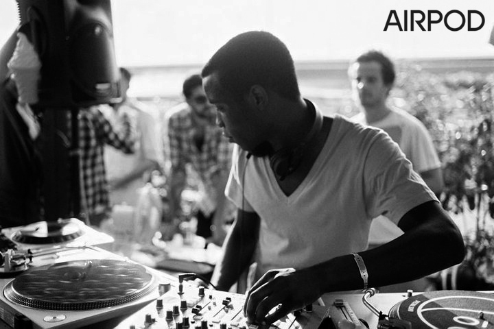 File:2012-02-10 - Funkalicious James - AirPod 51.jpg