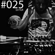 2013-08-29 - DJ TLR - deathmetaldiscoclub 025