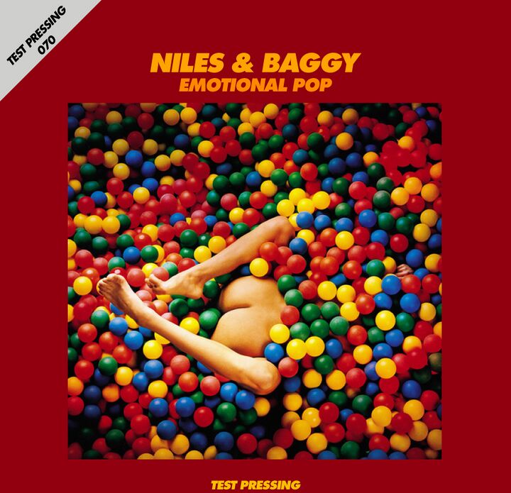 File:070-niles-baggy.jpg