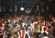 Thumbnail for File:1981-11 - Paradise Garage Dancefloor -1.jpg