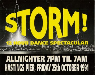 1991-10-25 - Storm, Hastings Pier.jpg
