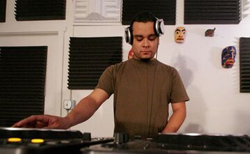 2005 - Santiago Salazar @ Expansions Radio KXEP, Seattle.jpg