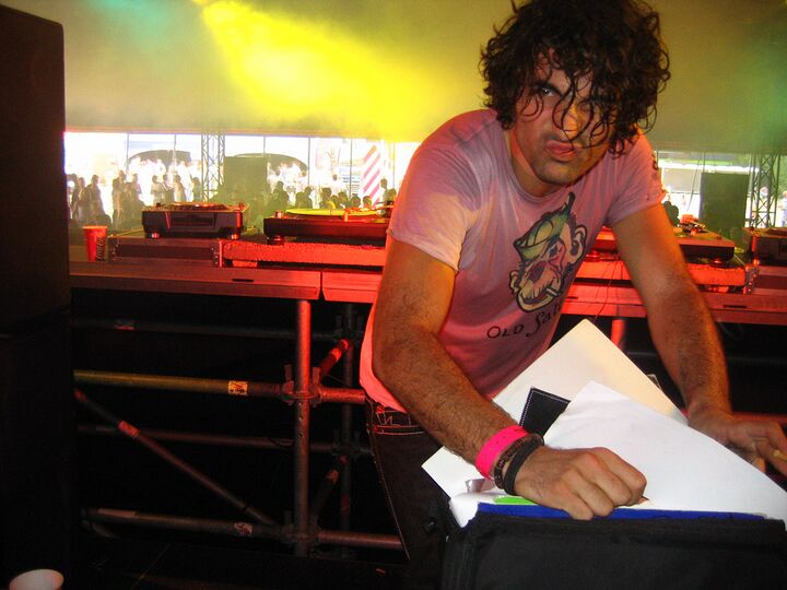 File:2006 - André Galluzzi @ Rockit.jpg