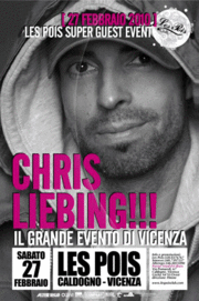 Thumbnail for File:2010-02-27 - Chris Liebing @ Les Pois Club.gif