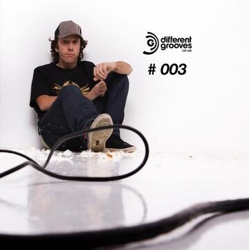 2012-02-07 - Christian Wünsch - Different Grooves On Air 003.jpg