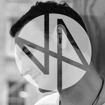 2014-04-07 - Holosound - Deep House Amsterdam Mixtape 107.jpg