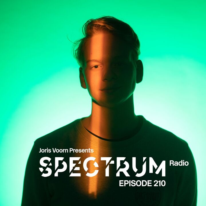 File:2021-05-06 - Spectrum Radio 210.jpg