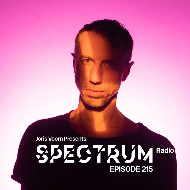 File:2021-06-10 - Spectrum Radio 215.jpg