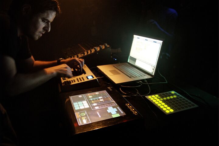 File:Gui Boratto @ ADE.jpg